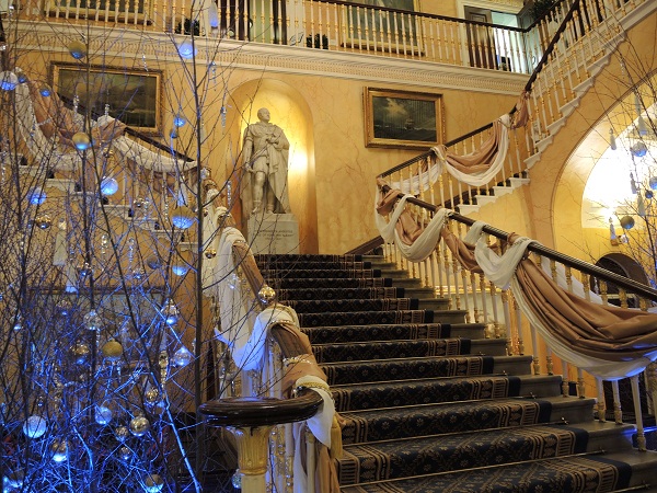 The Grand Staircase staircase at 116 Pall Mall